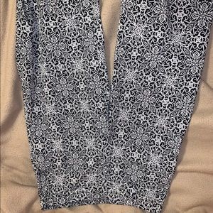 New York and Company printed pants